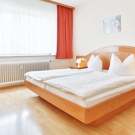 Hotel Europa Пфорцхайм Екстериор снимка